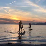 Le Palm, Climatise Pour 4 Personnes Avec Vue Et Piscine Sur Le Port D'hyeres Apartment *